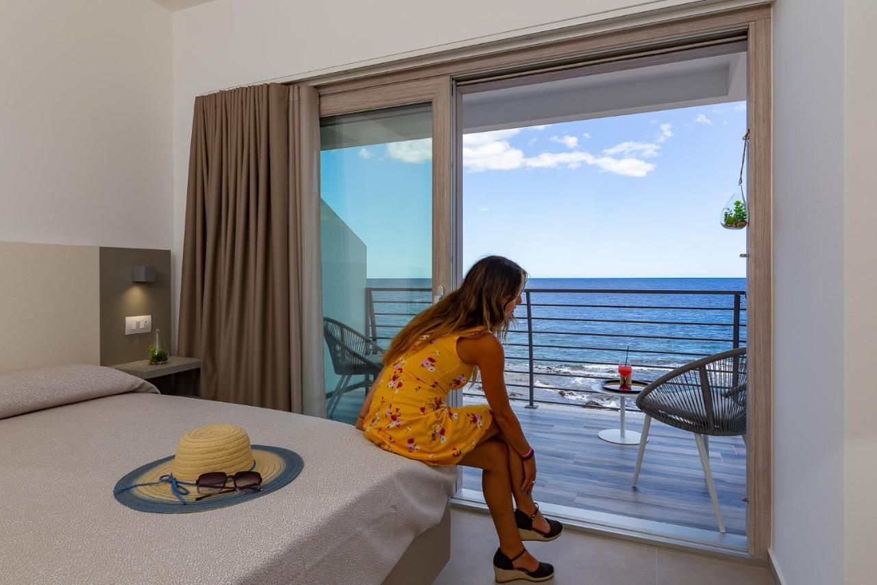 Hotel Caramare Cala Gonone Exterior foto